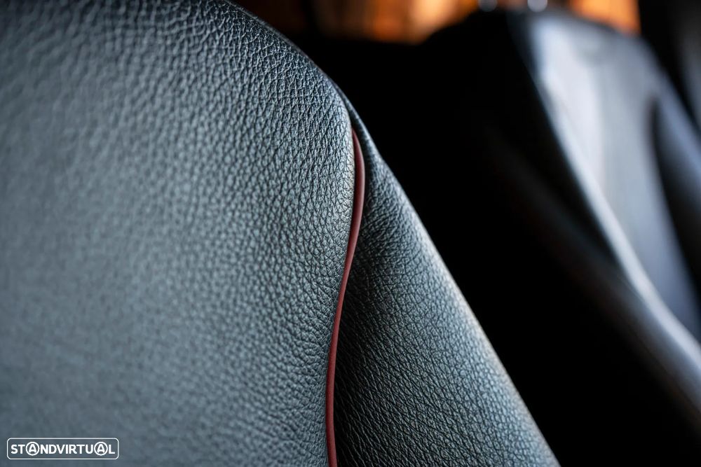 BMW 320 d Blue Performance Sport Line - 35