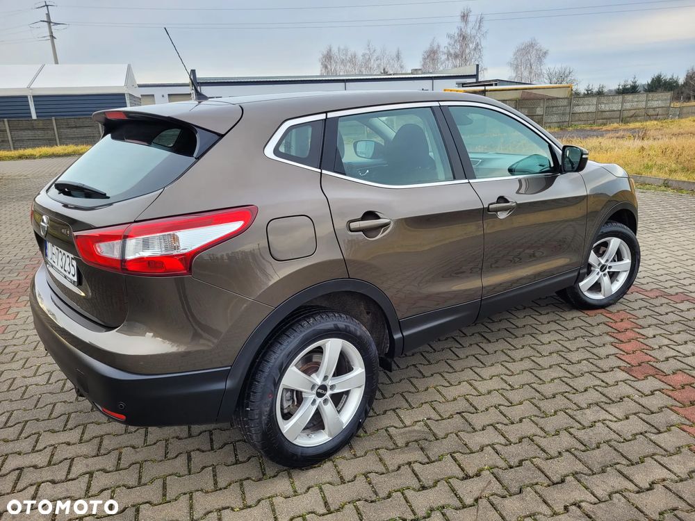 Nissan Qashqai 1.2 DIG-T N-Vision - 10