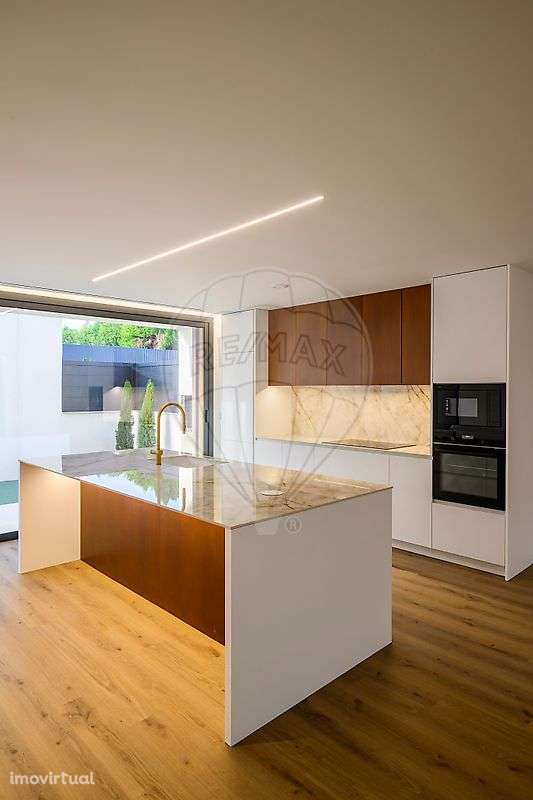 Moradia T4 para venda - Grande imagem: 5/36