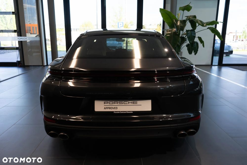 Porsche Panamera 4S E-Hybrid PHEV - 5