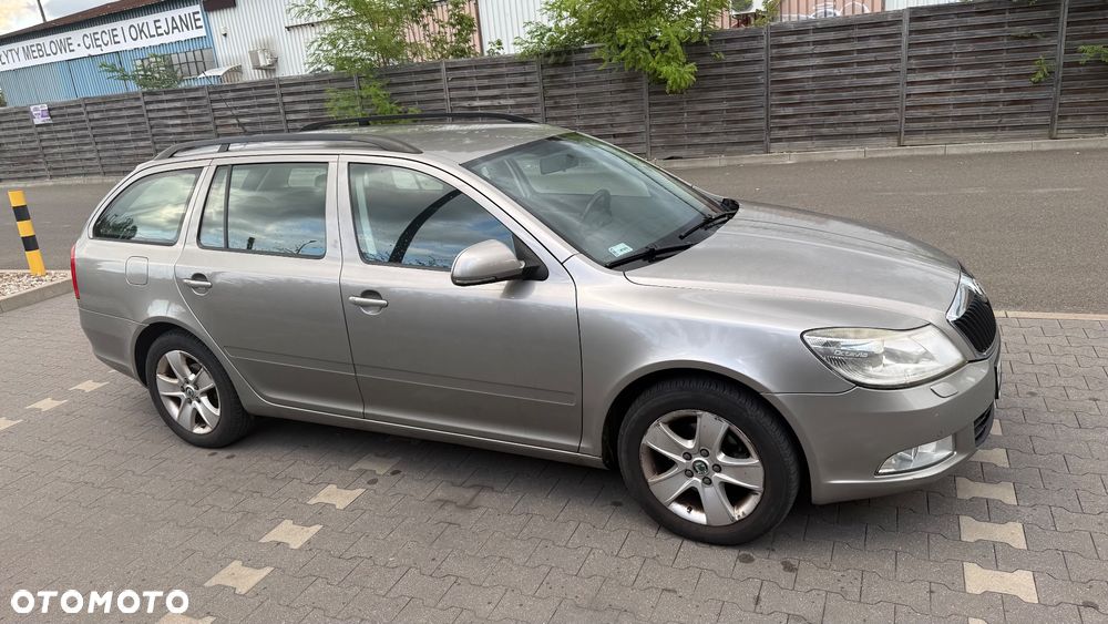 Skoda Octavia 1.6 TDI Elegance - 4