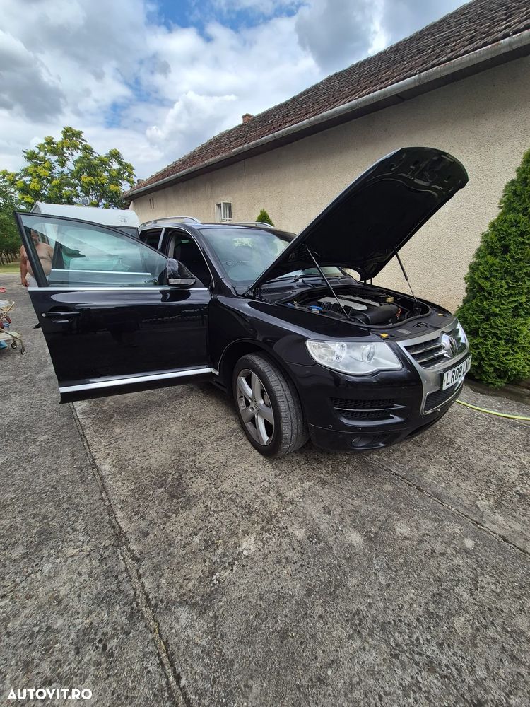 Volkswagen Touareg - 7