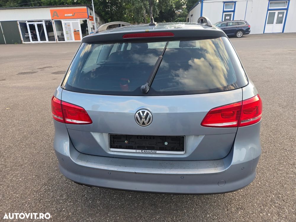 Volkswagen Passat 2.0 TDI Blue TDI Comfortline - 7