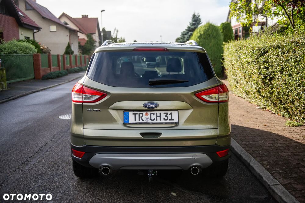 Ford Kuga 2.0 TDCi 4x4 Titanium - 6