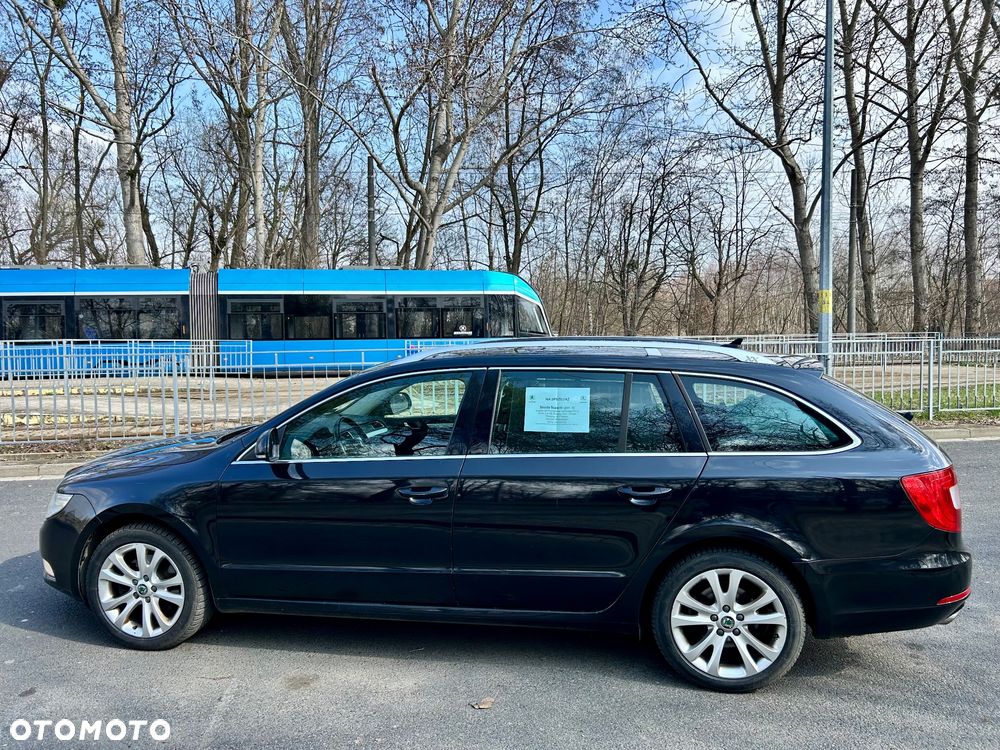 Skoda Superb 2.0 TDI Exclusive - 3