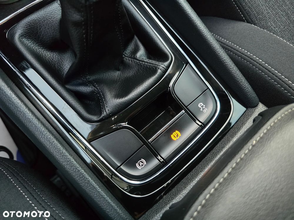 Skoda Karoq 1.5 TSI ACT Ambition - 40