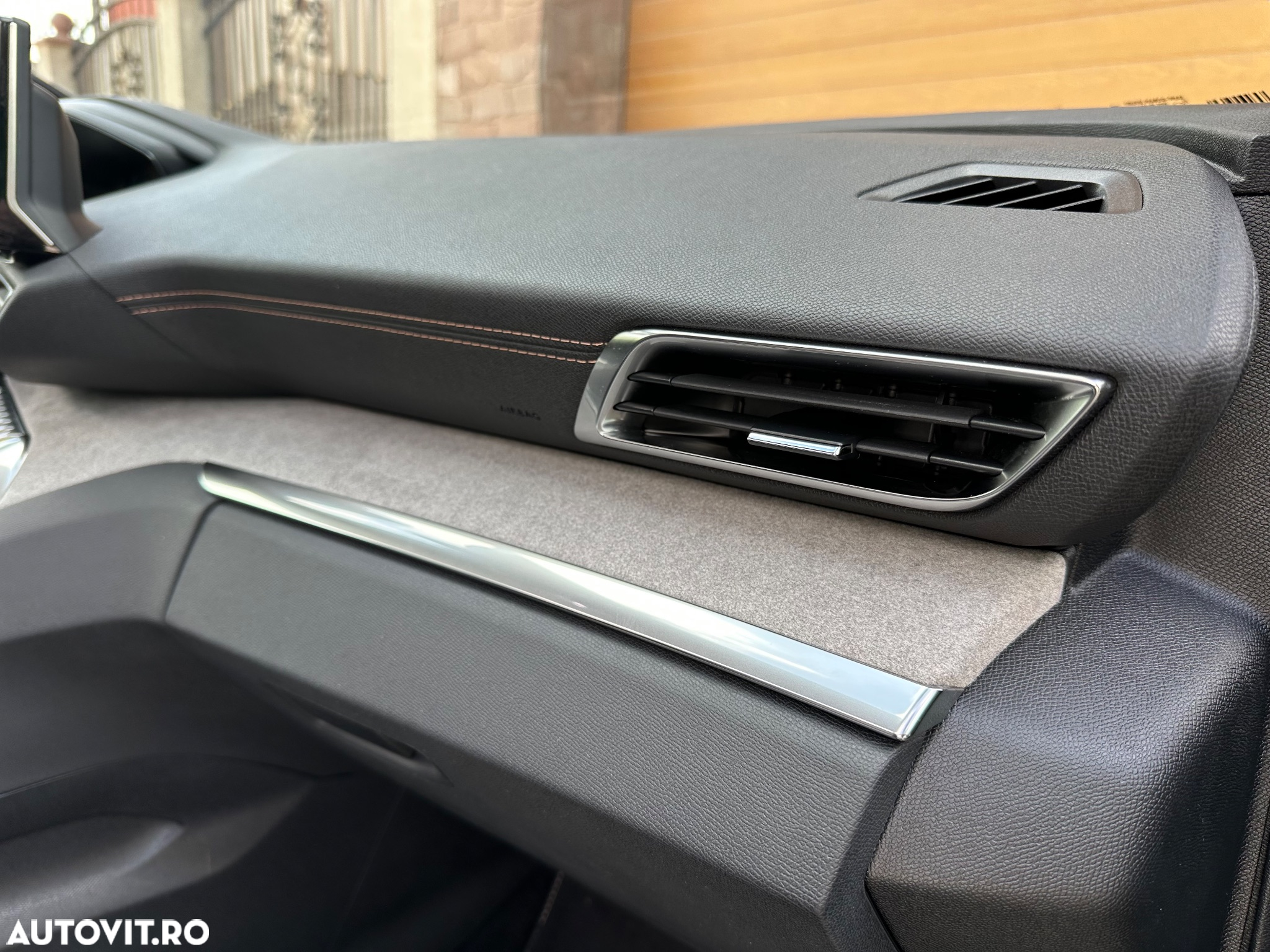 Peugeot 3008 PHEV EAT8 GT Pack - 27