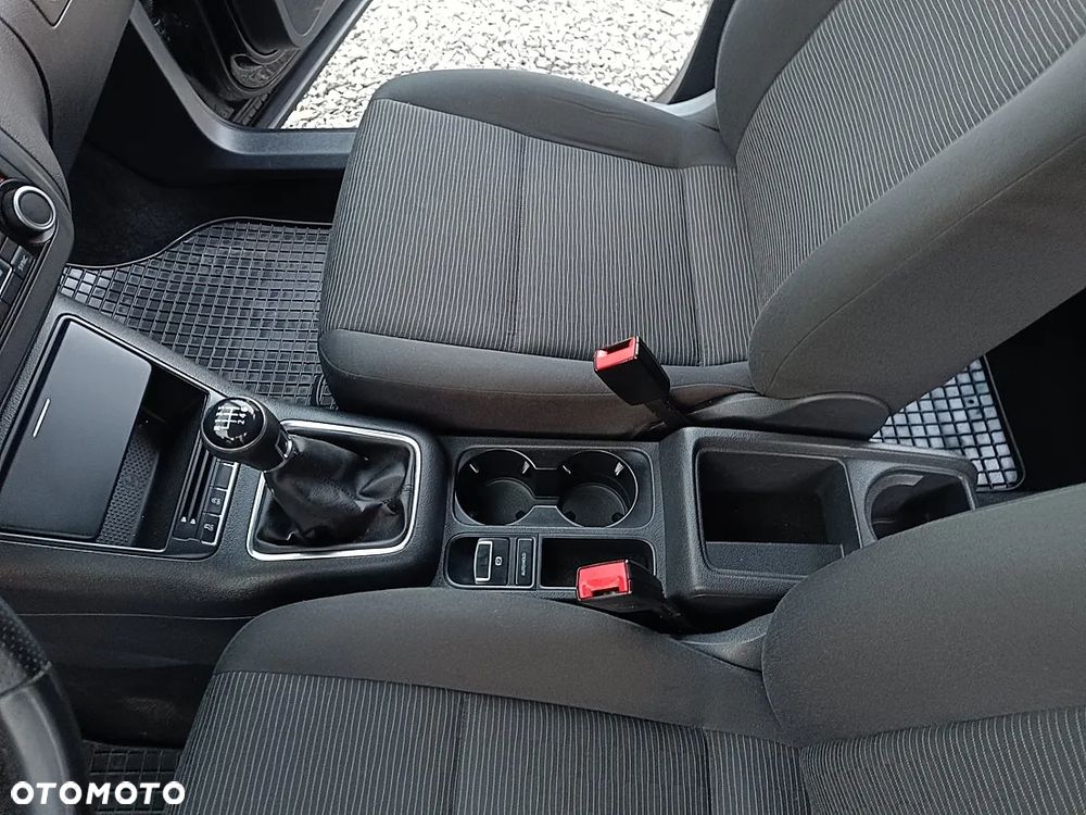 Volkswagen Tiguan 2.0 TDI Perfectline - 19