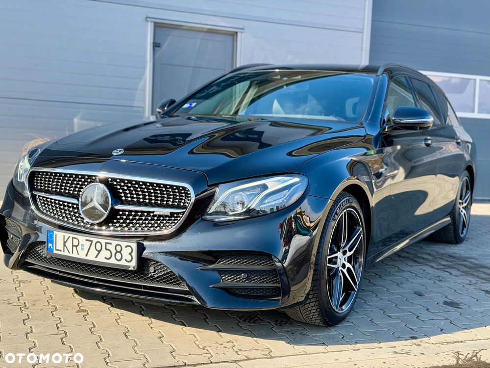 Mercedes-Benz Klasa E AMG 53 4-Matic+ - 3
