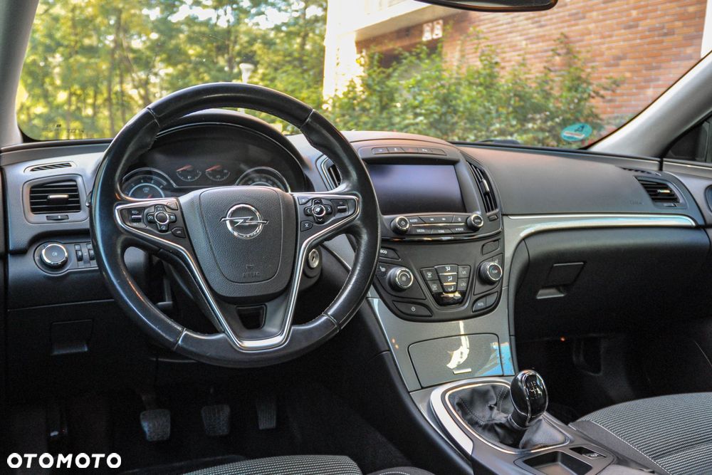 Opel Insignia - 9