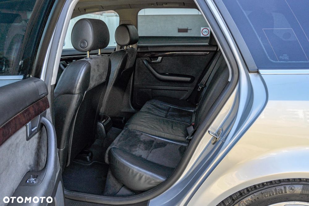 Audi A4 Avant - 8