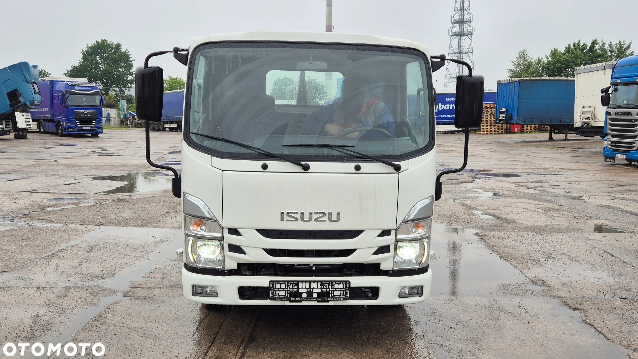 Isuzu L35 - 8