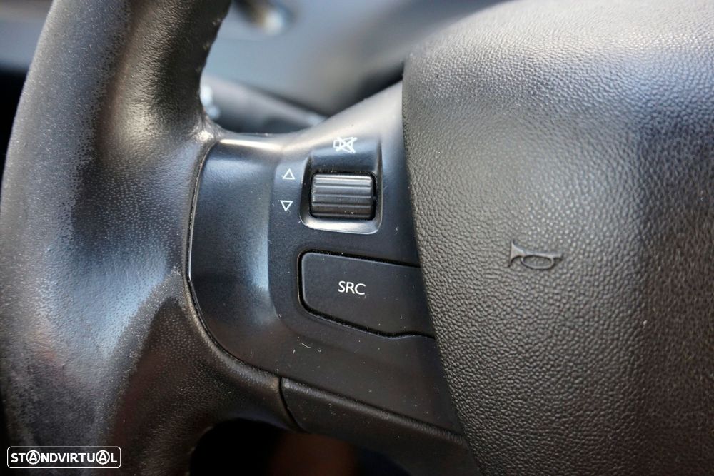 Peugeot 208 1.5 BlueHDi Signature - 13