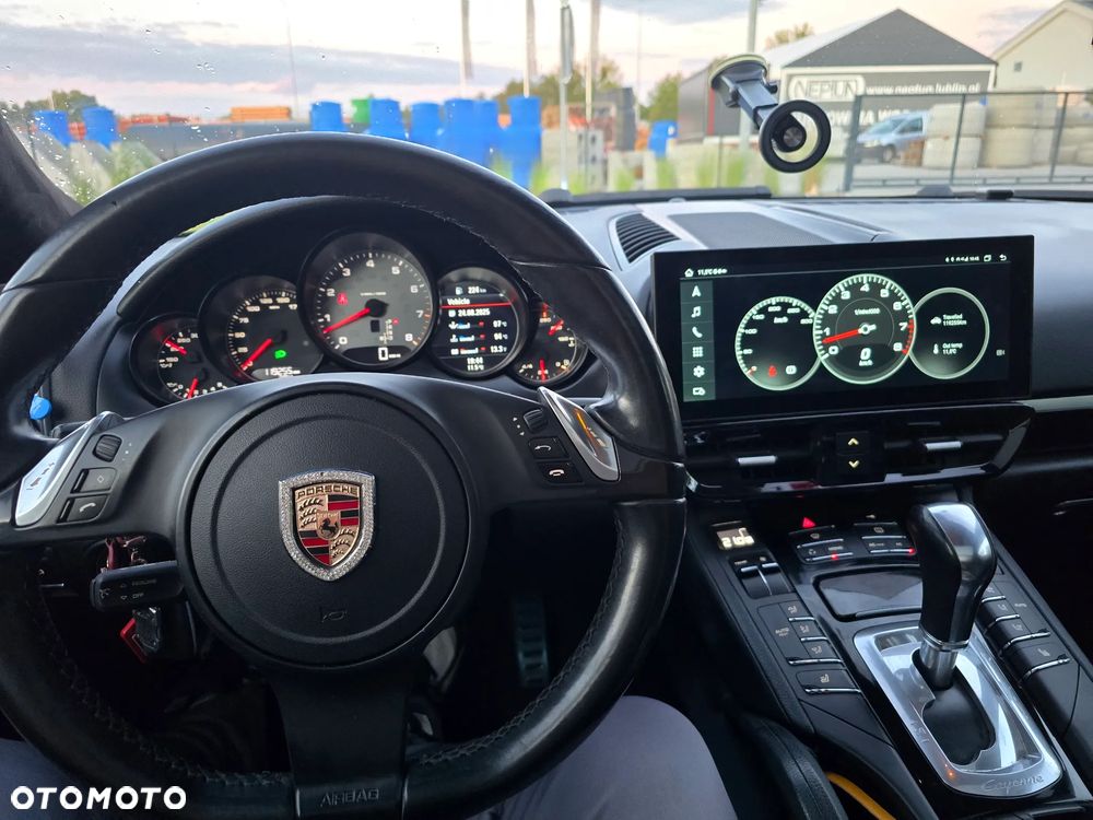 Porsche Cayenne S Tiptronic S - 11