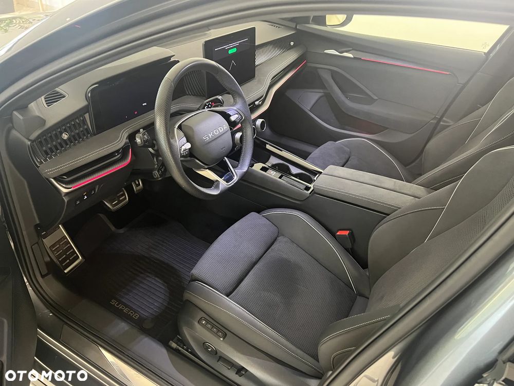 Skoda Superb 2.0 TSI 4x4 Sportline DSG - 9