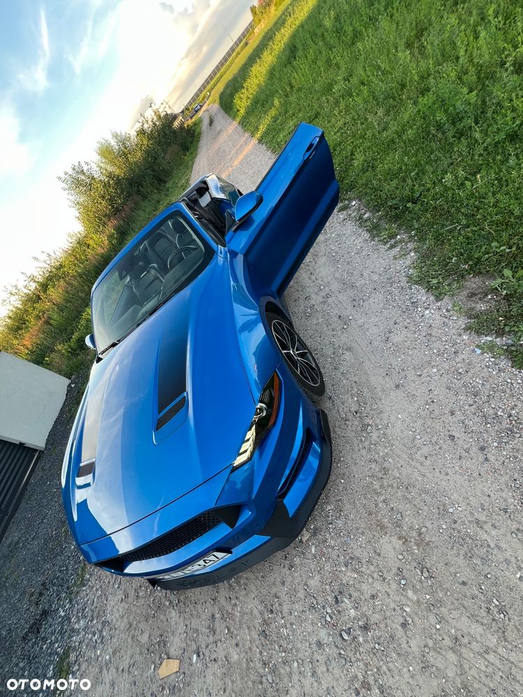 Ford Mustang - 2