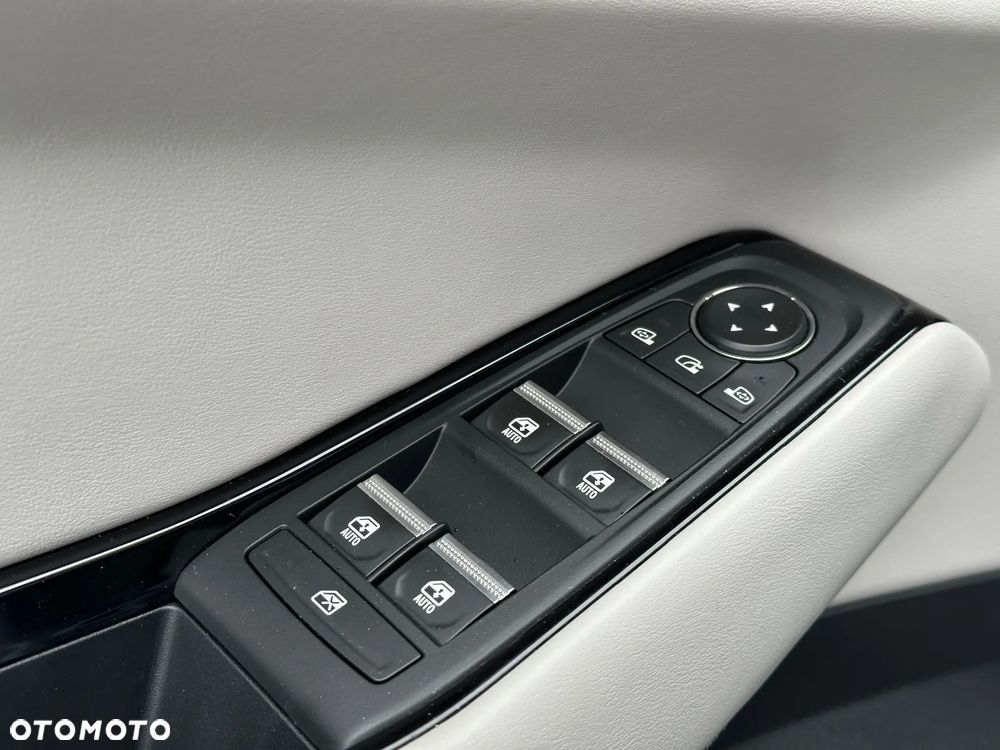 Renault Espace 1.2 E-Tech Full Hybrid 200 Iconic MMT 7os - 8