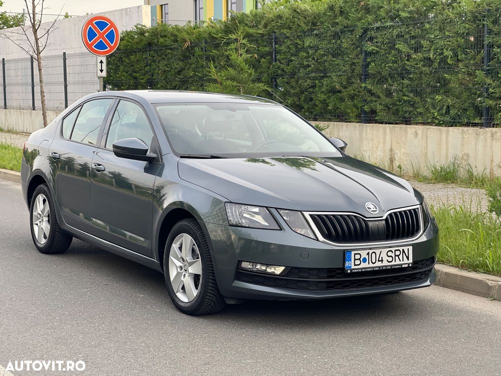Skoda Octavia - 2