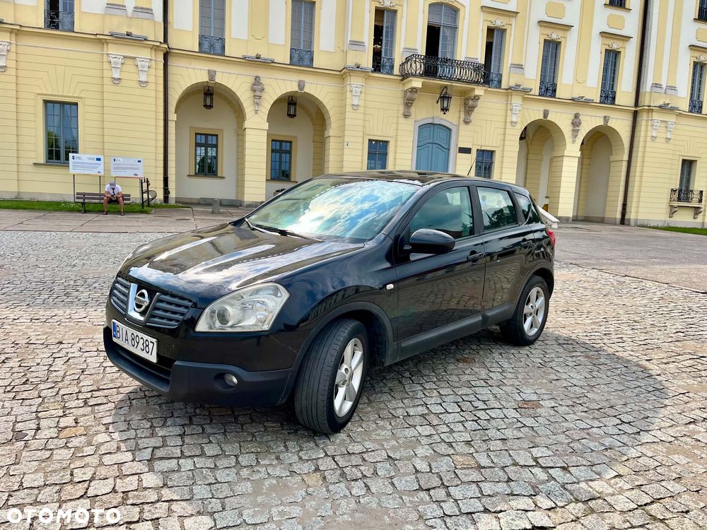 Nissan Qashqai - 1
