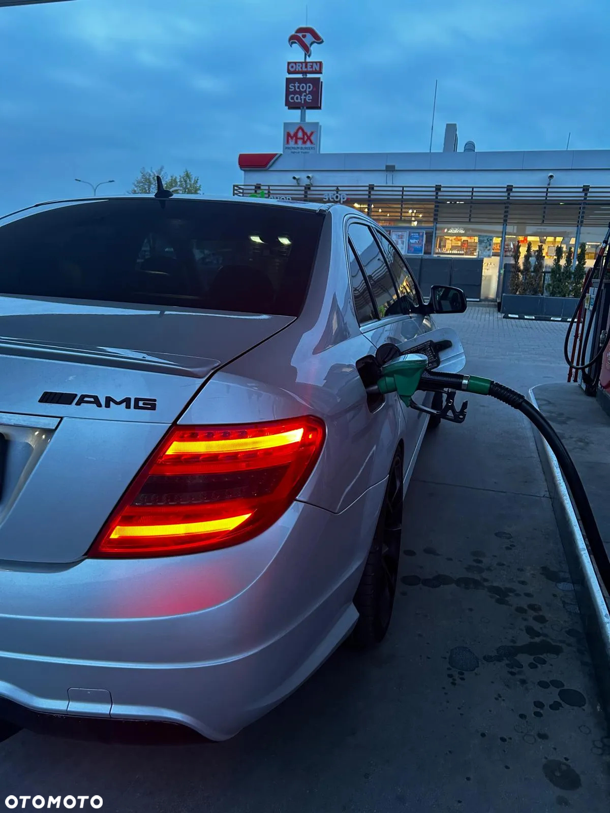 Mercedes-Benz Klasa C 200 T Kompressor Elegance - 22