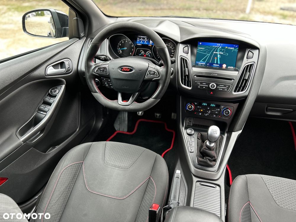 Ford Focus 1.5 EcoBoost ST-Line ASS - 20