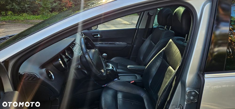 Peugeot 5008 155 THP Premium - 19