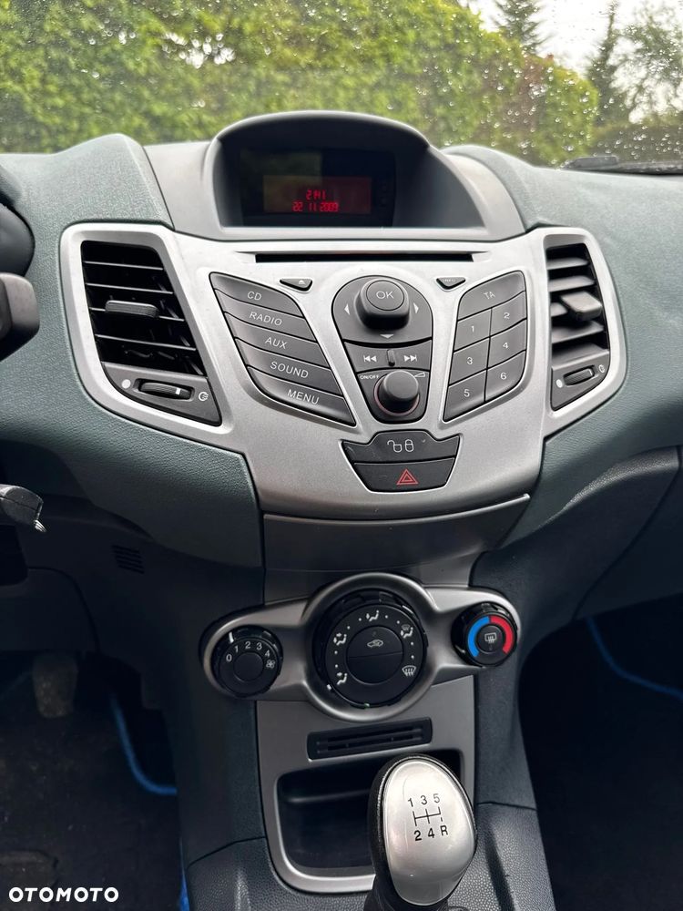 Ford Fiesta 1.25 Trend Edition - 11