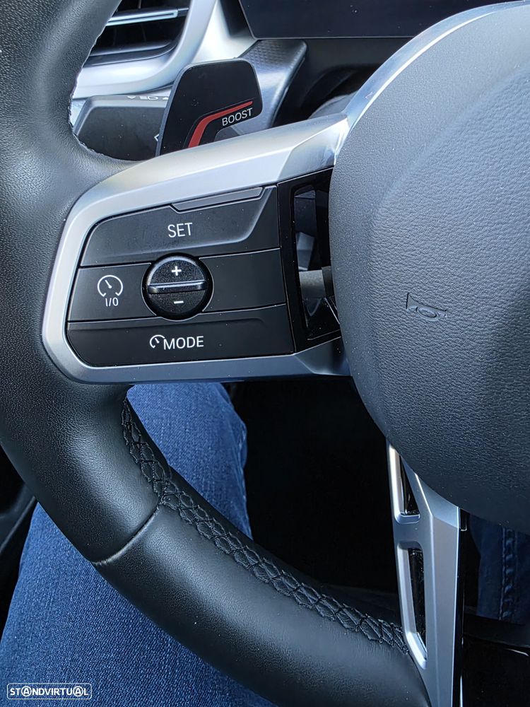 BMW iX2 eDrive20 Pack Desportivo M Pro - 27