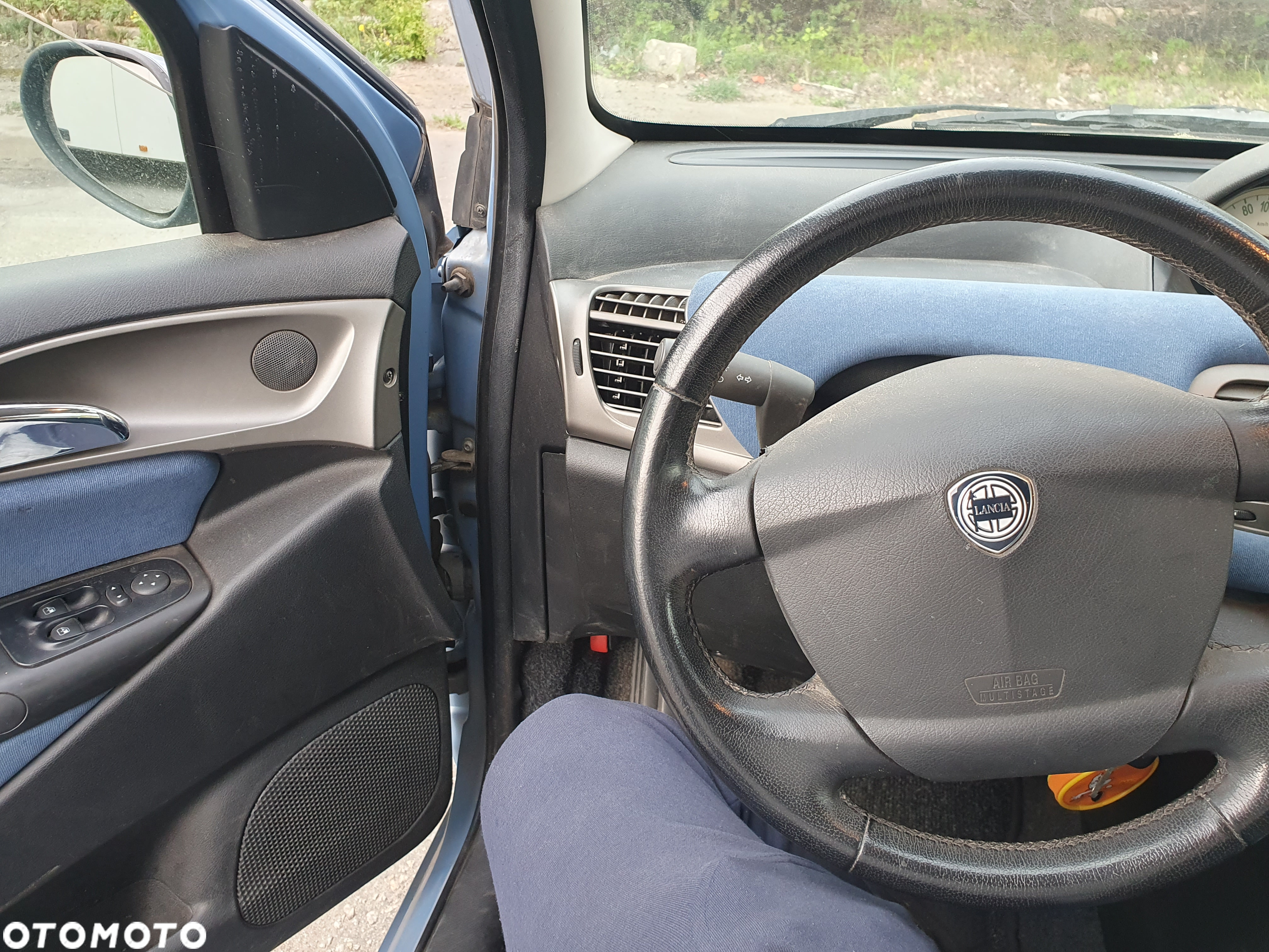 Lancia Ypsilon 1.2 8V Argento (4 os.) - 13