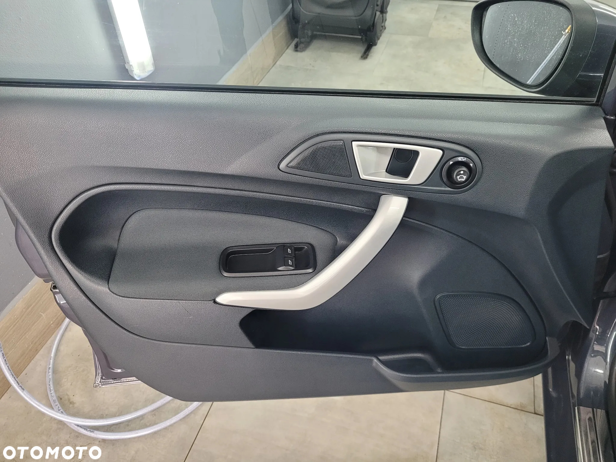 Ford Fiesta 1.6 TDCi ECOneticTitanium ASS - 9