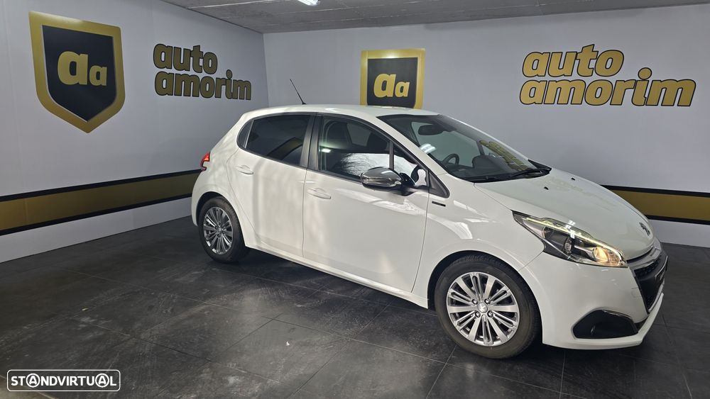 Peugeot 208 1.5 BlueHDi Signature - 3