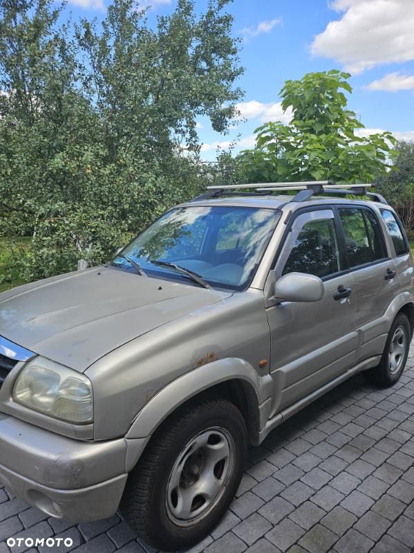 Suzuki Grand Vitara 2.0 - 3