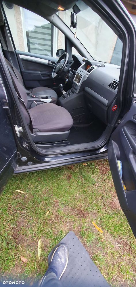 Opel Zafira 2009 photo 5
