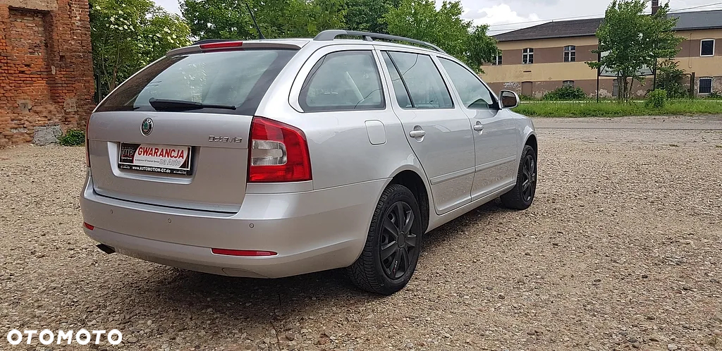 Skoda Octavia 1.6 TDI 4x4 Ambiente - 5