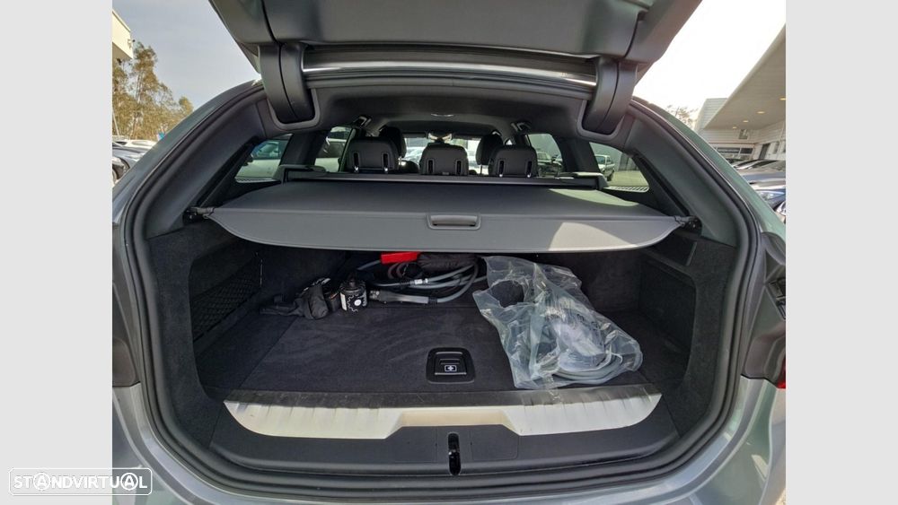 BMW 330 e Pack Desportivo M Auto - 15