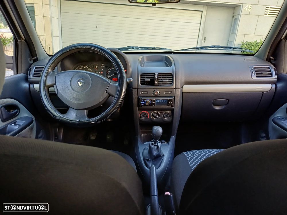 Renault CLIO VAN 1.5 DCI DYNAMIQUE - MUITO NOVA - 20