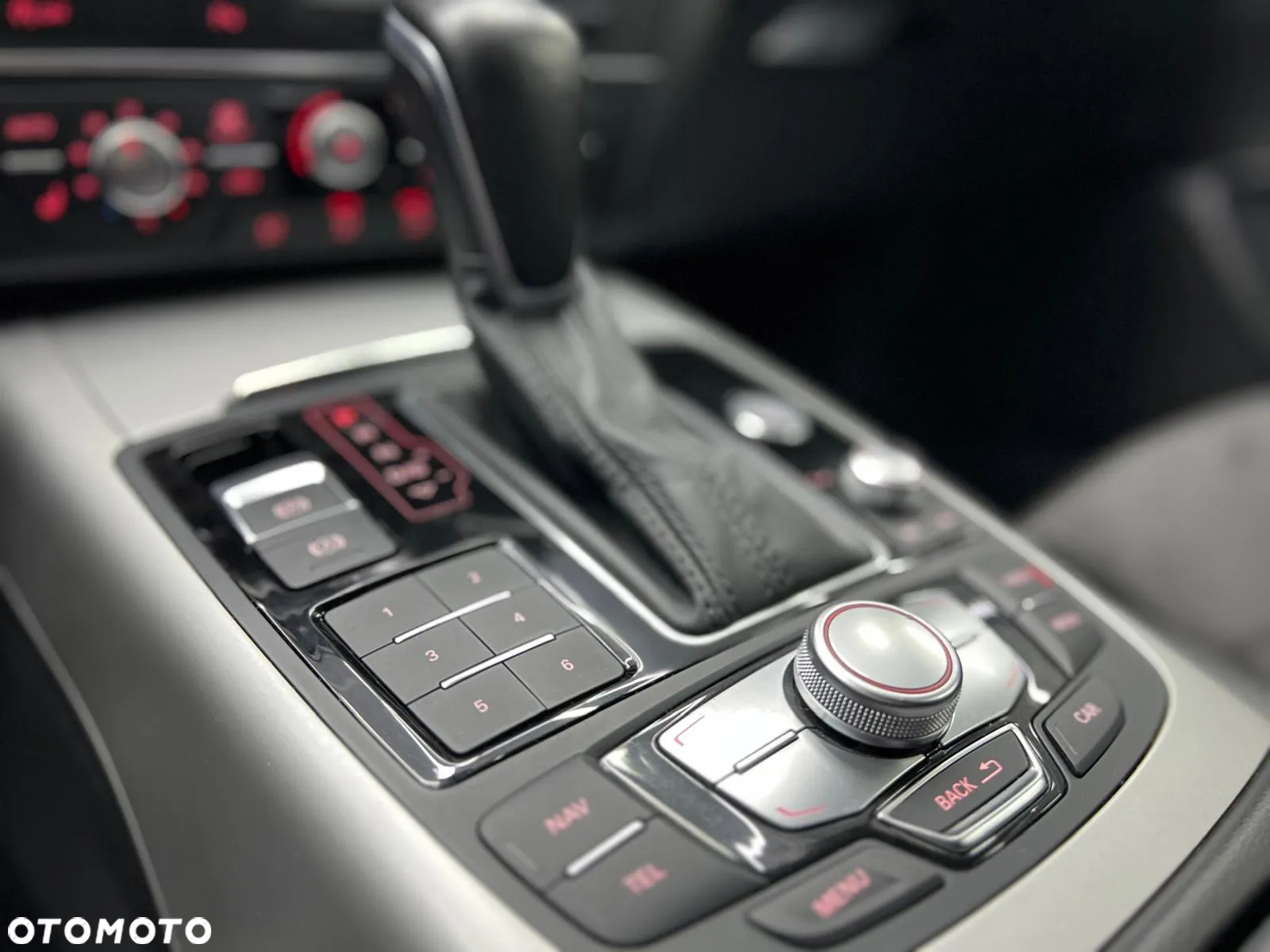 Audi A6 Avant 2.0 TDI Ultra S tronic - 22