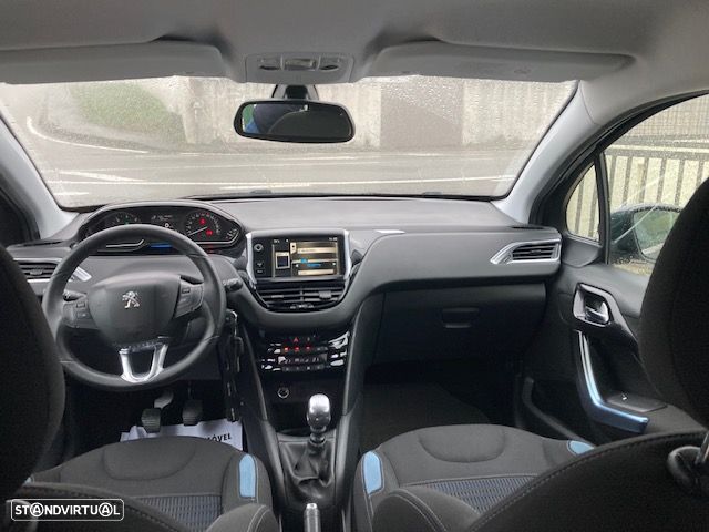 Peugeot 208 1.6 e-HDi Allure - 11