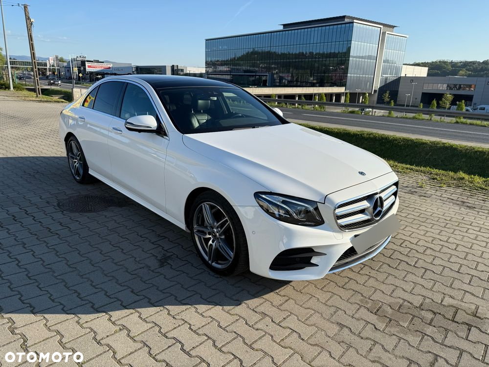 Mercedes-Benz Klasa E 220 d 4-Matic 9G-TRONIC - 4