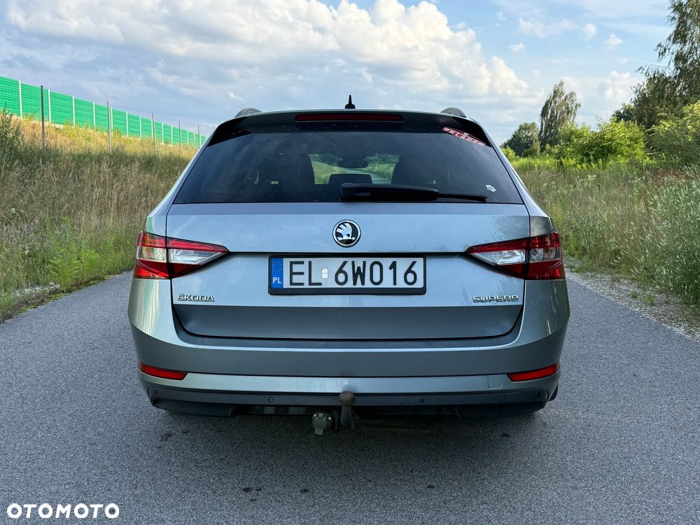 Skoda Superb 1.6 TDI Ambition Greenline - 10