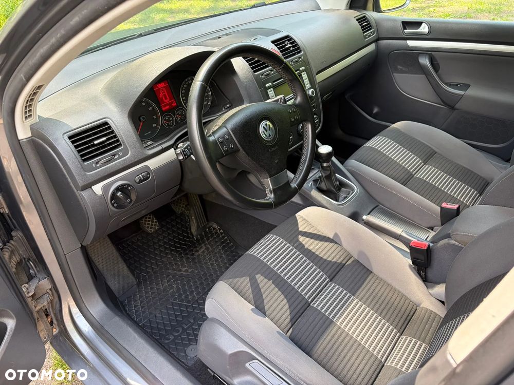 Volkswagen Golf 1.6 United - 16