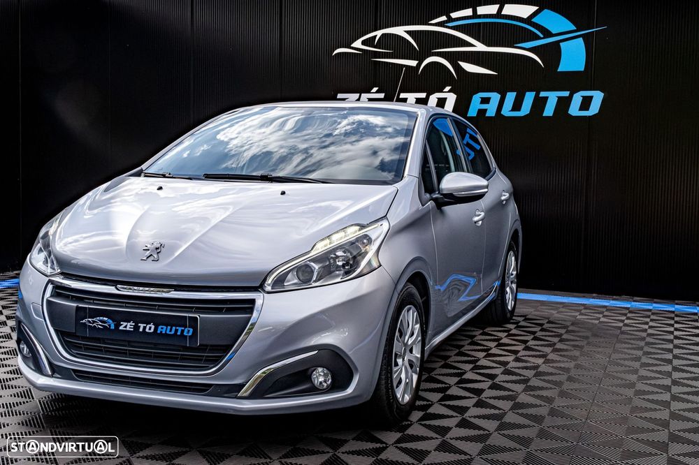 Peugeot 208 1.6 BlueHDi Style - 26