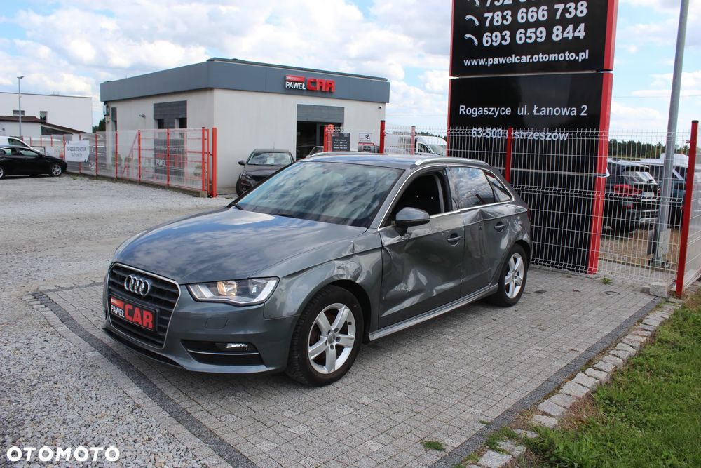 Audi A3 Sportback 1.6 TDI ultra Attraction - 2
