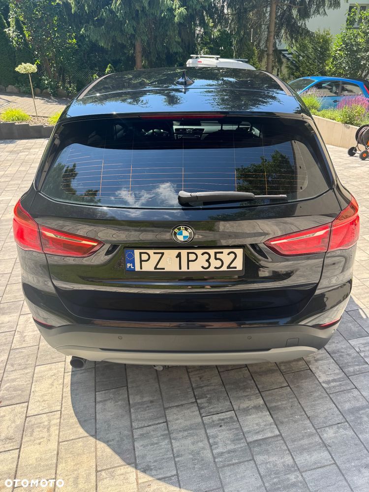 BMW X1 xDrive18d Sport - 3