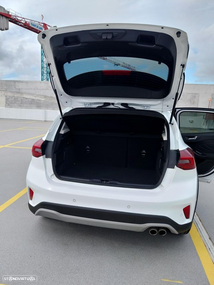 Ford Focus 1.5 TDCi ECOBlue Active X - 9