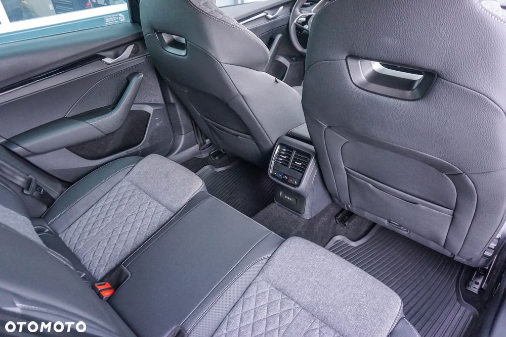 Skoda Octavia 2.0 TSI Sportline 4x4 DSG - 30