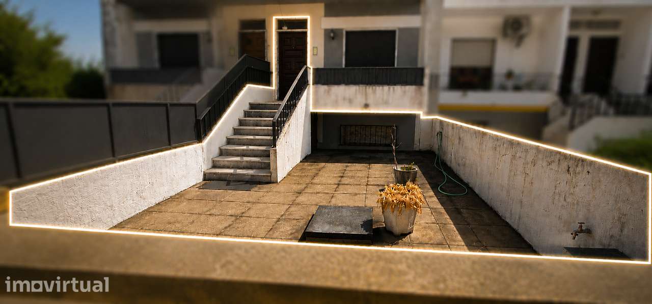 Moradia T3 de 1º andar - Grande imagem: 3/22