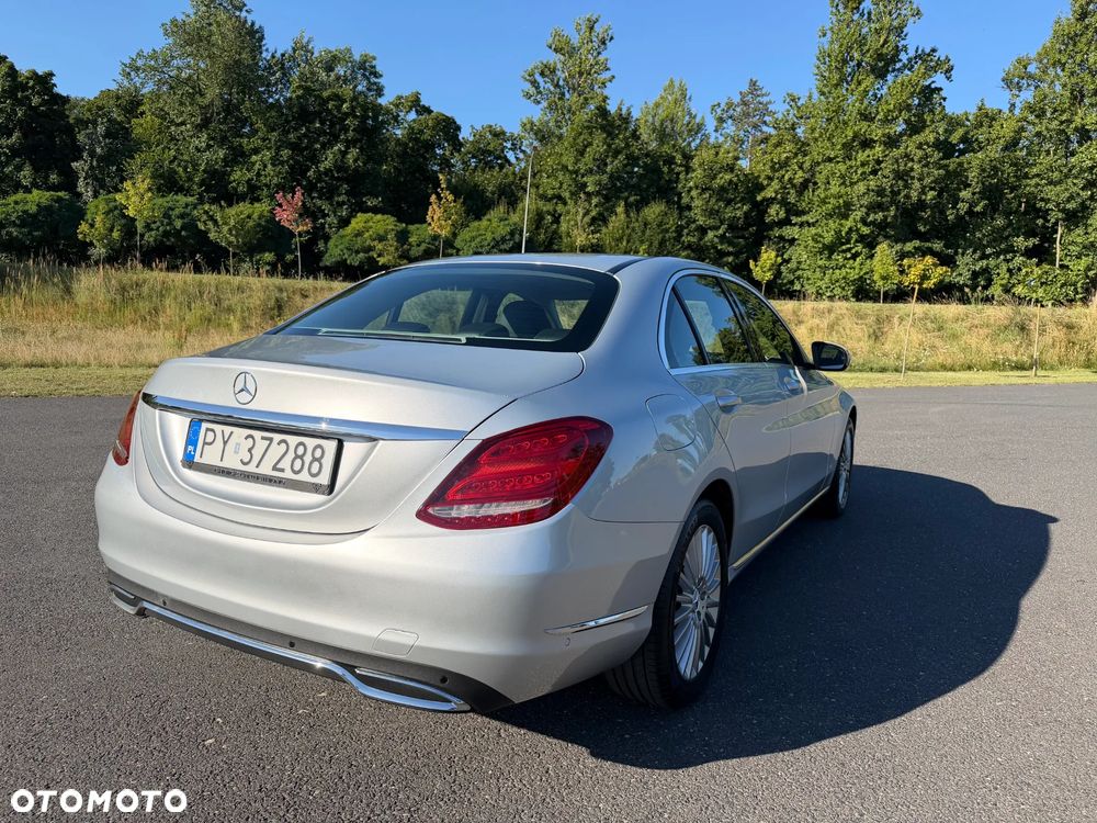 Mercedes-Benz Klasa C 180 7G-TRONIC - 12