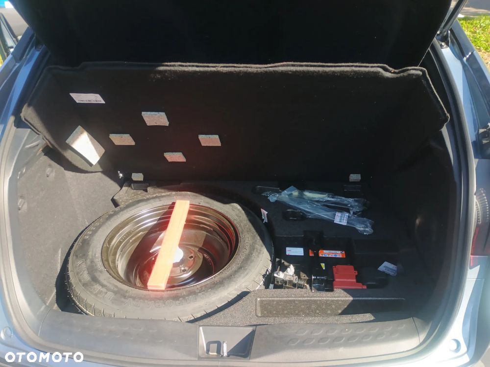 Toyota C-HR 2.0 Hybrid Style - 8