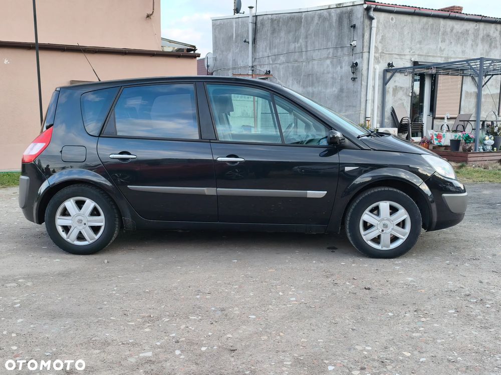 Renault Scenic 1.6 16V Authentique - 9